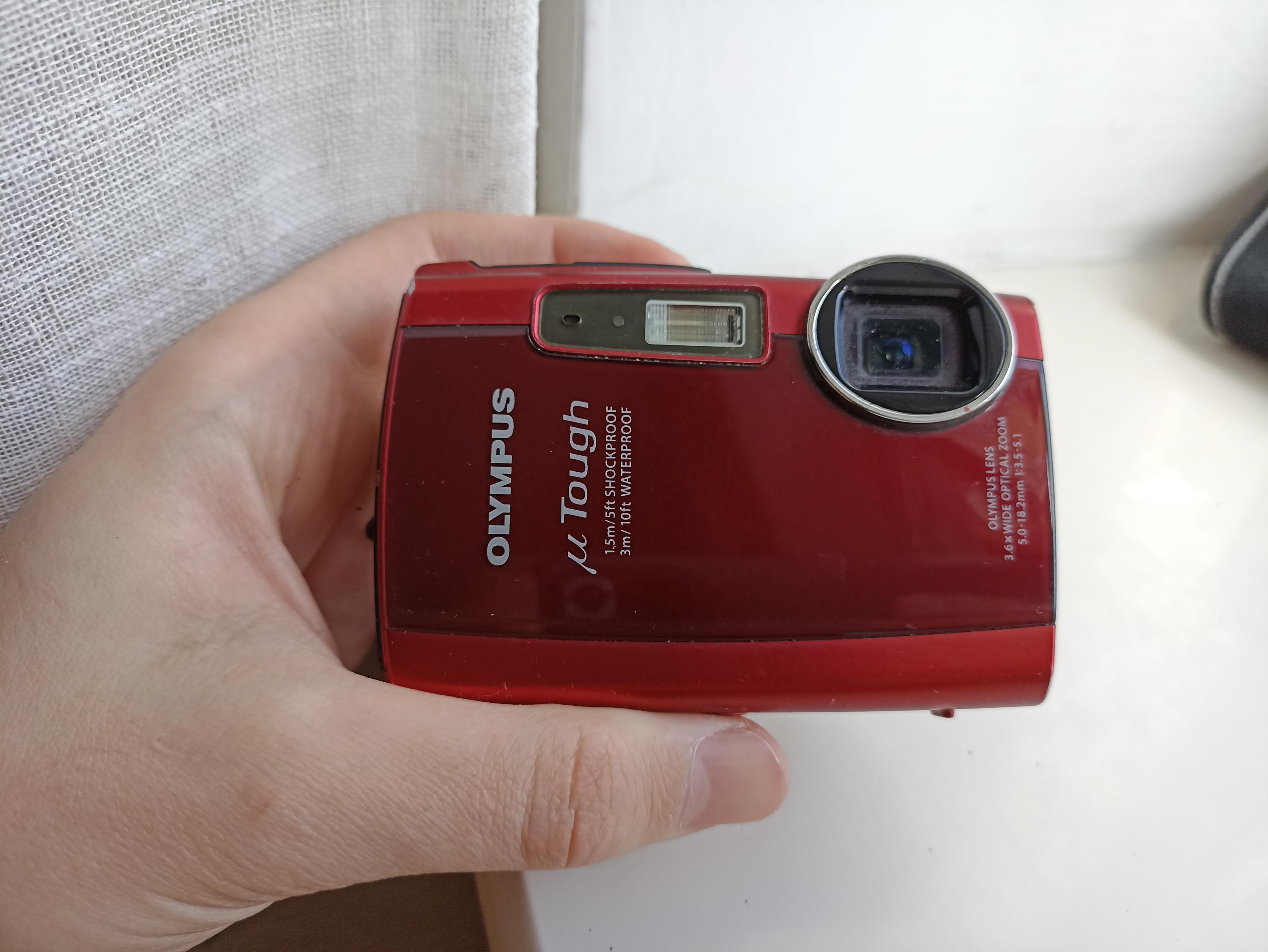 RARE Red Olympus m tough 3000 12.0MP digital compact camera WORKing Full Set