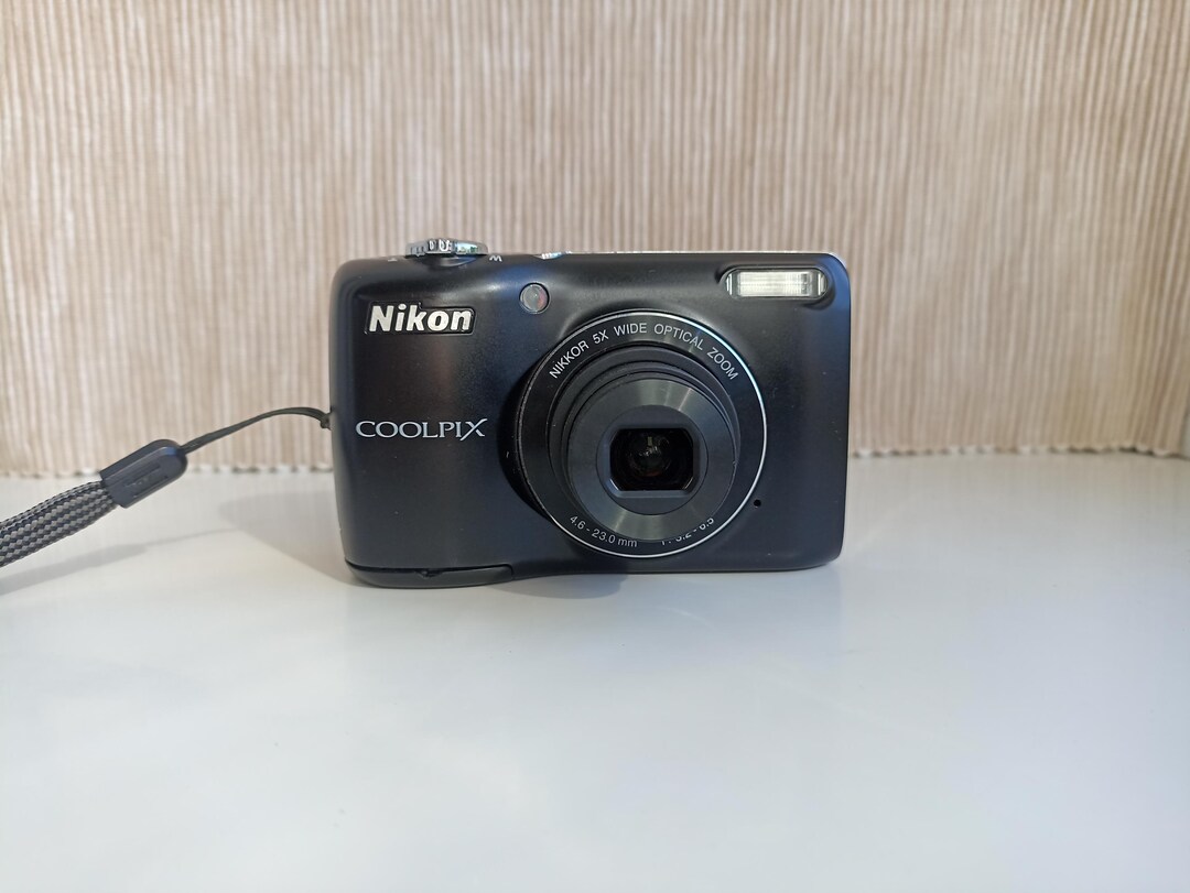 Coolpix L26 Nikon Pocket Camera Price Nikon COOLPIX L26 Silver 5x
