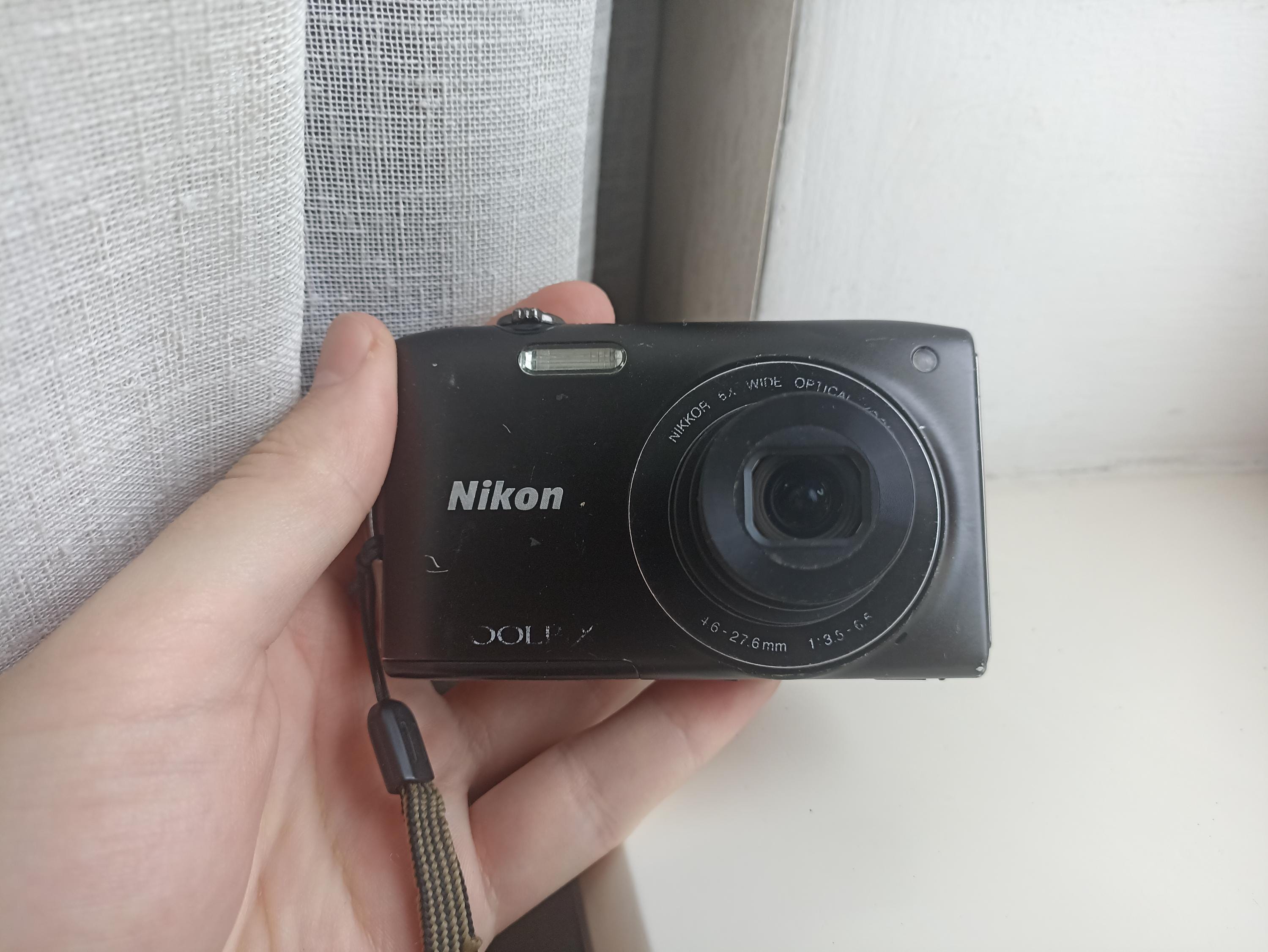 Nikon CoolPix S3200 Black 16.0MP digital compact camera WORKing FULL Set