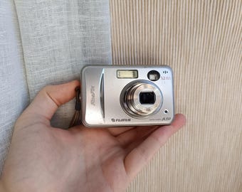 Fujifilm FinePix デジタルカメラ シルバーA350 Fujifilm Finepix A350 Silver 5.2MP Digital Compact Camera Xd Card