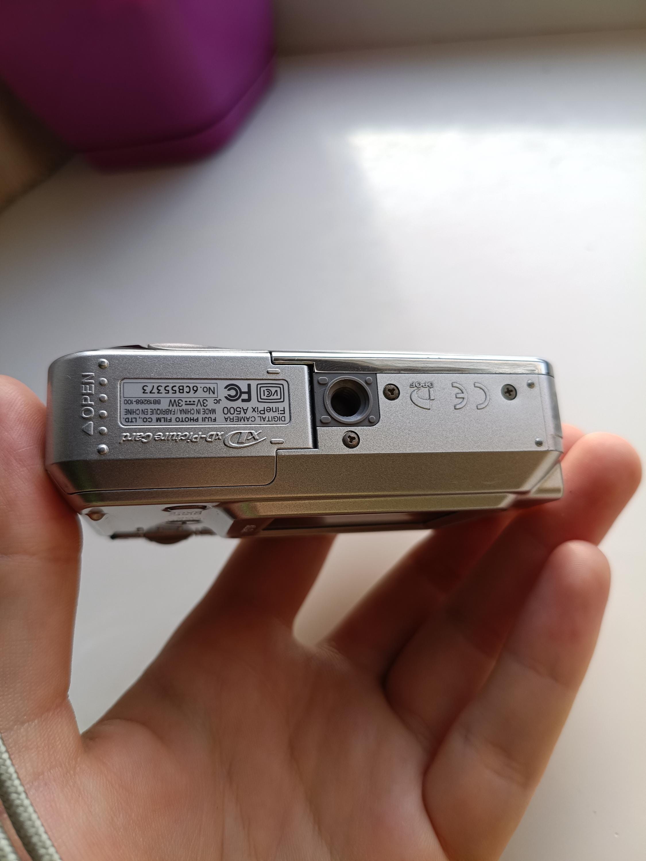 Fujifilm Finepix A500 Silver 5.1MP Digital Compact Camera Working