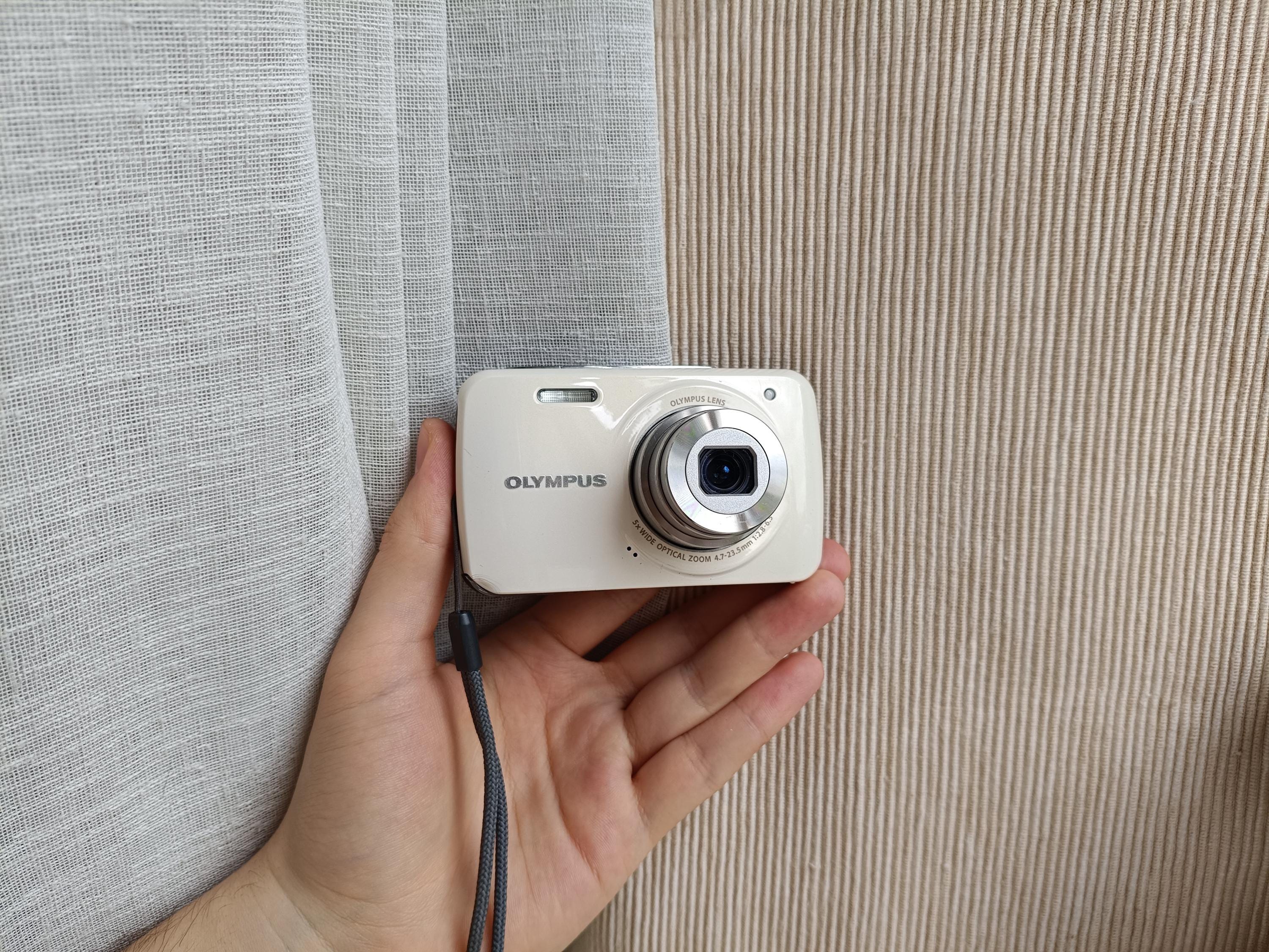 OLYMPUS VH-210 4.7-23.5mm 1:2.8-6.5 コンパクトデジタルカメラ