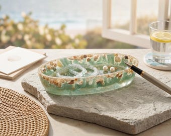 Dekotablett mit Muscheln im Küstenstil | Organizer für den Schminktisch mit Ozeanwellenmotiv