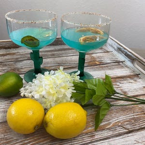 Handmade Resin Cocktail Drink: Bar Kitchen Decor