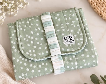 Cambiador acolchado hecho a mano para bebés, alfombrilla de viaje impermeable de PUL, imprescindible para el bolso de pañales.