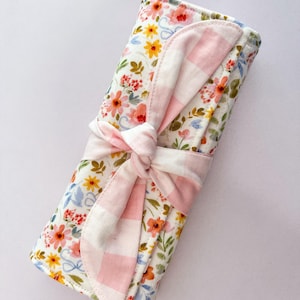 Handmade Fabric Jewelry Organizer – Travel Jewelry Roll with Tie Closure