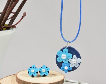 Forget Me Not Quilling Paper Disc Necklace and Stud Earrings Set