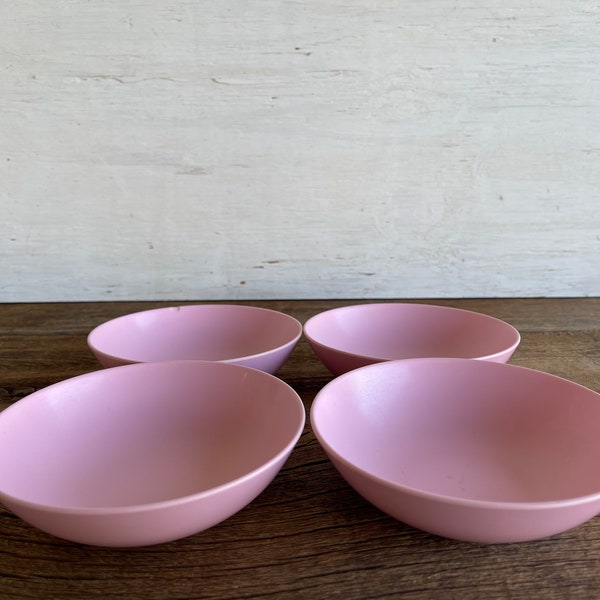 Pink Vintage Melamine Bowls, Set of 4