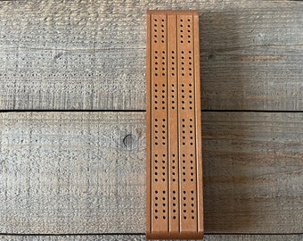 Vintage Cribbage Board // Vintage Game // Made of Wood