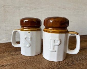 ヴィンテージ ブラウン ドリップ グレーズ ソルト&ペッパー シェーカー