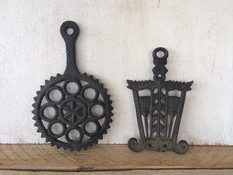 Vintage Cast Iron Metal Hot Plates Set of 2 Etsy