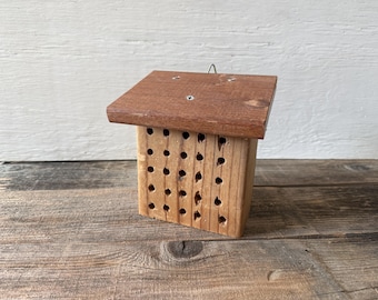 Slanted Roof Mason Bee House