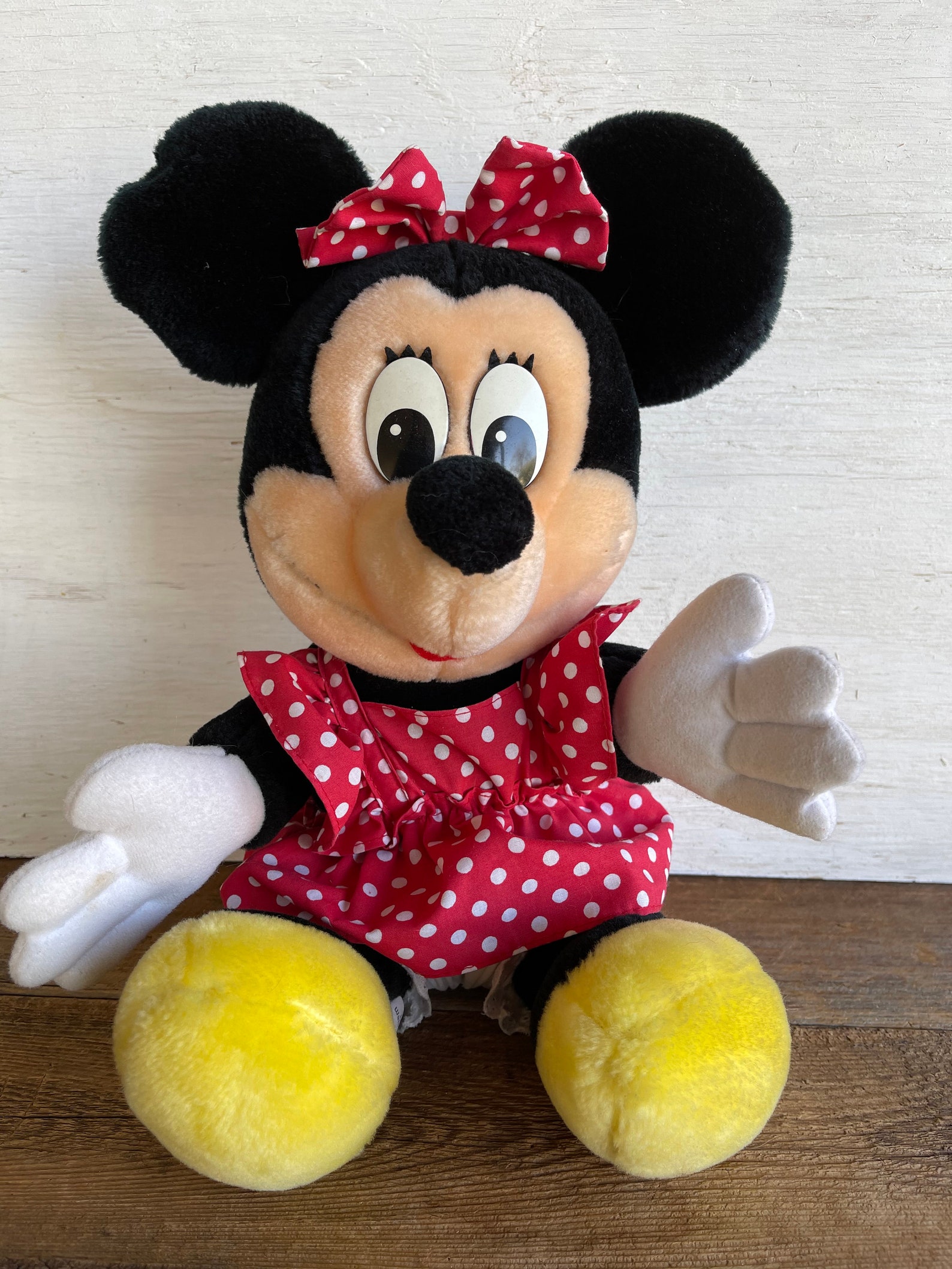 Vintage Minnie Mouse 16 Plush // Disneyland // Walt | Etsy