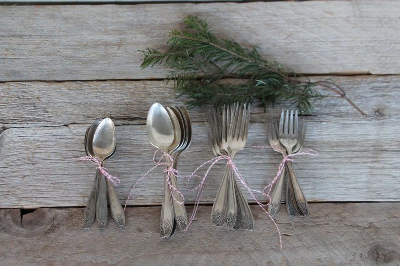 Lady Doris Silverplate Silverware // Vintage Flatware // Vintage Kitchen image 2