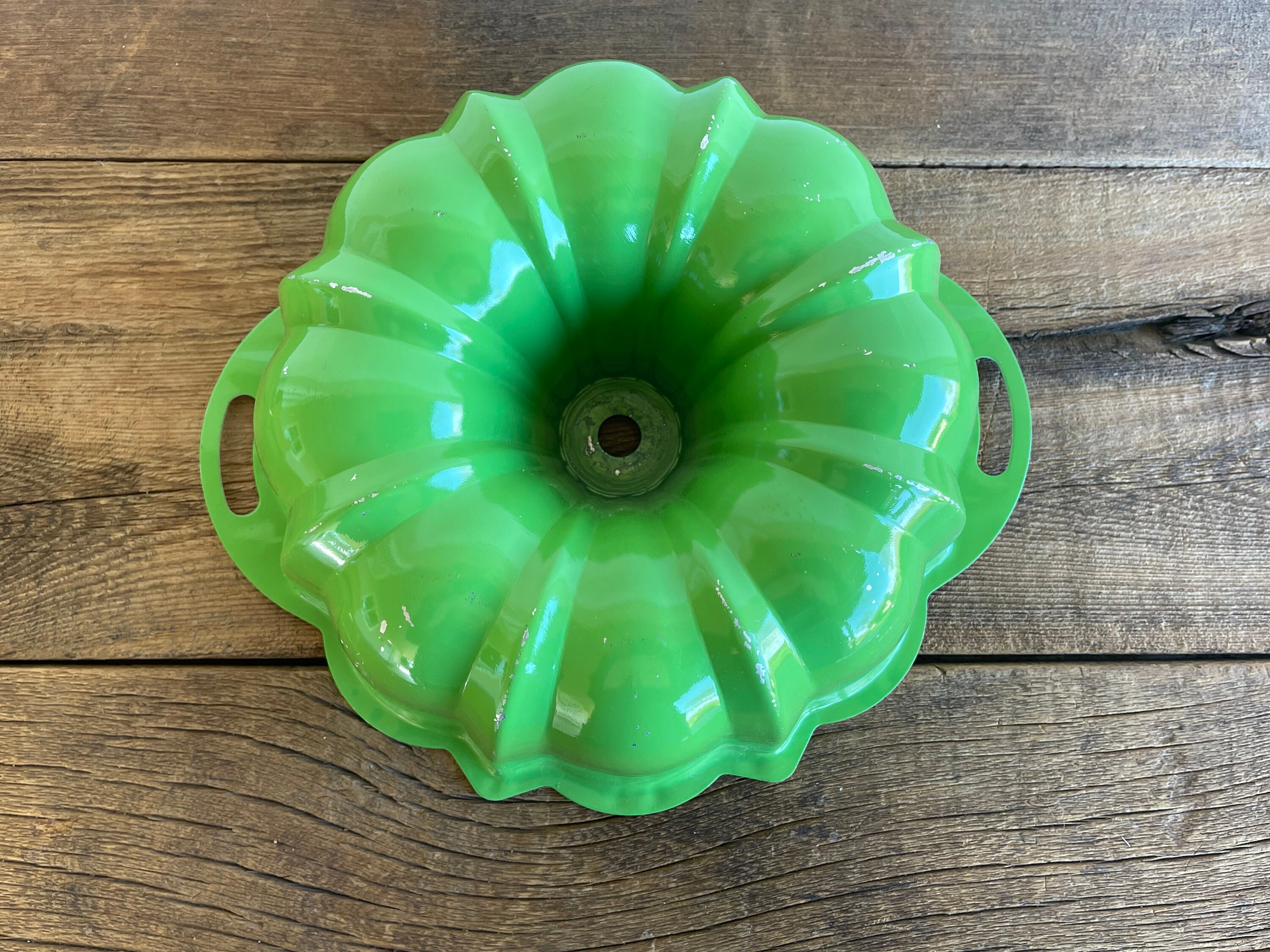 Vintage Bright Green Nordic Ware Aluminum Bundt Pan Etsy