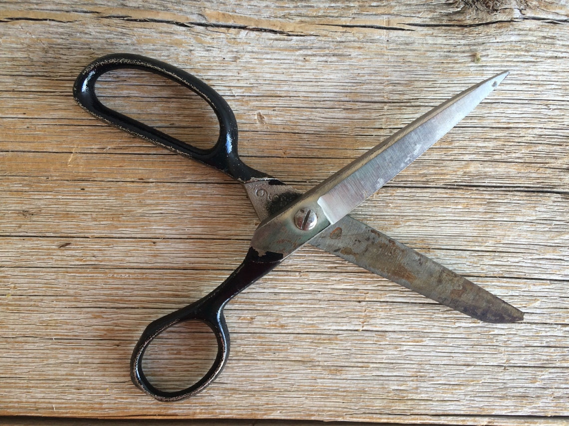 Vintage Heavy Duty Metal Scissors // Vintage Craft Supply // | Etsy