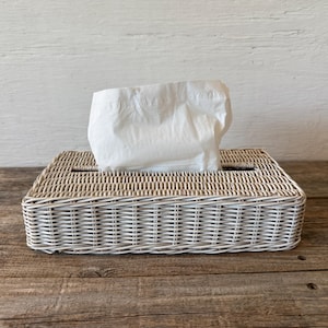 Wicker Tissue Box Cover // Rectangular Shape