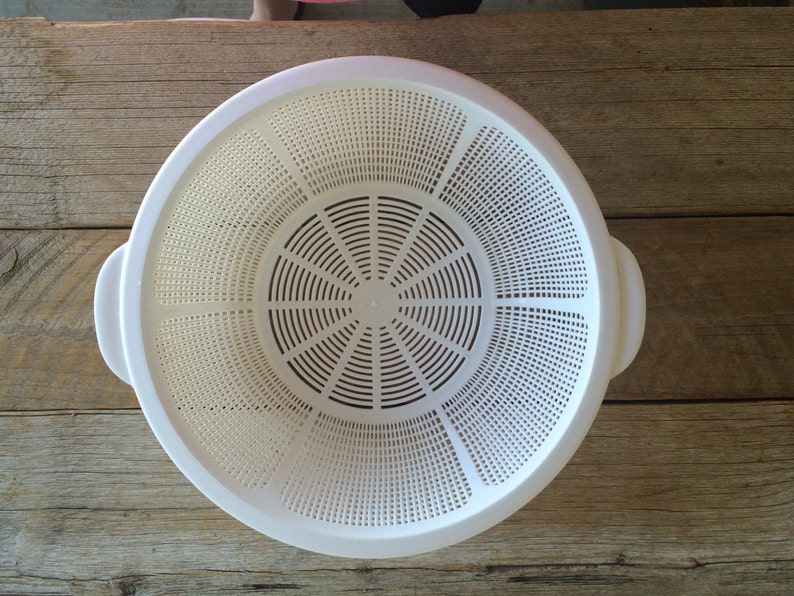 Large Vintage Colander in White Strainer Vintage Kitchen