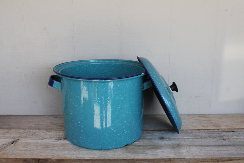 teal pot and pan set