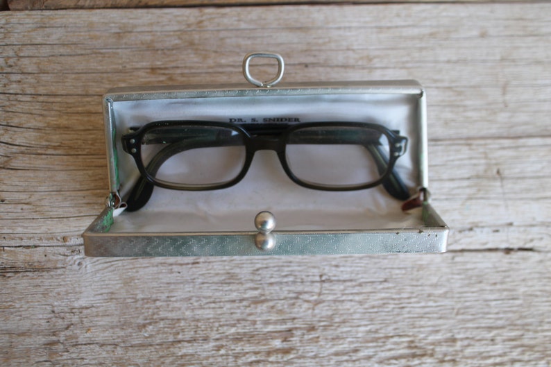 Vintage 1960's Swan Eyeglasses image 2