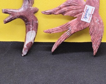 Hand made Home decor strawberry jaspher Sparow  64.96 G & Eagle 36.38 G