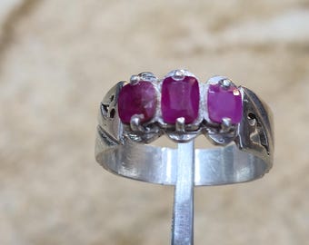 Ruby three stones  ring for fashion wear jewellry