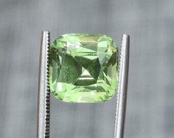 Peridot: August Birthstone