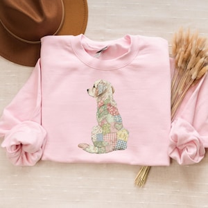 パッチワークのゴールデンレトリバーのスウェットシャツ、コテージコア風の犬好きクルーネック、キルティングの子犬スタイル