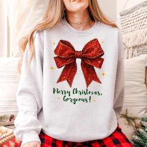 Frohe Weihnachten Sweatshirt: Red Bow Gildan Holiday Crewneck