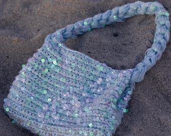 Patrón de bolso brillante de ganchillo