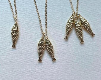 Collar de peces de la suerte: elige 1, 2 o 3 colgantes de peces dorados.