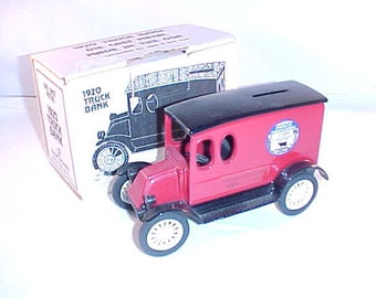 1992 Ertl Die-Cast Metal Bank In Original Package American Agriculturist 150th Anniversary