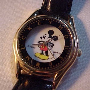 Disney Lorus Quartz Mickey Mouse Wristwatch With Black Genuine Leather Band in Working Condition