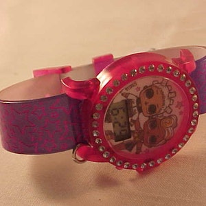Children&#39;s Flashing Light LCD Watch Working Condition