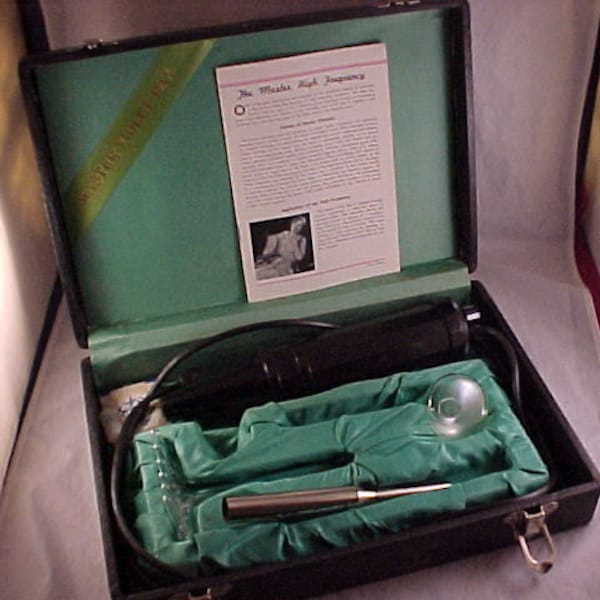 Master Violet Ray Quack Medical Device in Fitted Case Works