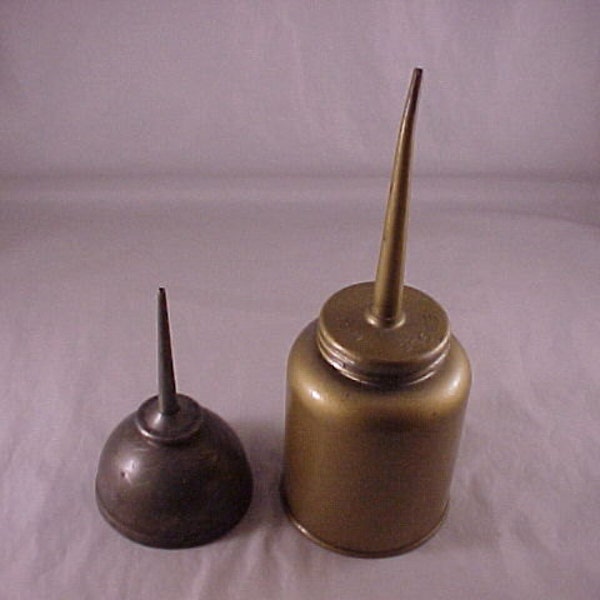 2 Vintage Oil cans