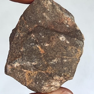 28 g NWA lunar meteorite @ authentic lunaite