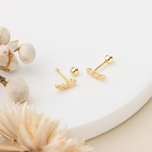 925 Tiny Silver Stud Earrings in Gold or Silver with Sparkly CZ Crystals, Simple and Minimalist, Screw-back Earrings for Cartilage Conch
