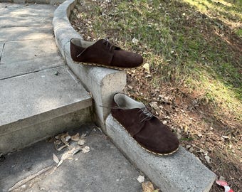 Handmade Leather Barefoot Oxfords: Suede Brown Grounding Shoes