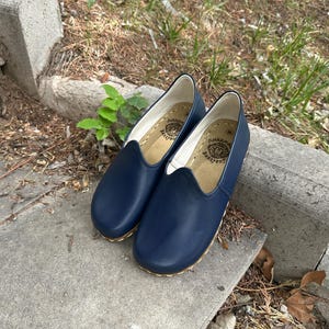 Handmade Blue Leather Barefoot Shoes for Women | Yemeni Shoes | Natural Minimalist Walking Shoes | Grounding, Breathable, Eco-Friendly Shoes