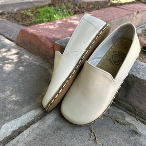 Handmade Walking Women Shoes,Natural Barefoot Women Shoes,Comfortable Leather Shoes,Grounding Women Shoes,Shoe Women,All Leather Shoes,Cream