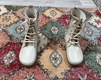 Grounding Natural Leather Cream Barefoot Men Boots