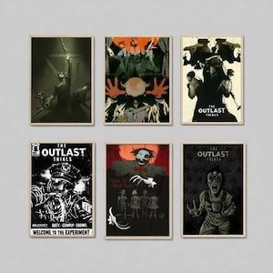 Może przedstawiać: Sześć oprawionych plakatów z mrocznymi, stylizowanymi grafikami. Plakaty przedstawiają postacie w różnych pozach, z tekstem, w tym "The Outlast Trials" i "Welcome to the Experiment". Paleta kolorów to głównie czerń, biel i odcienie szarości.