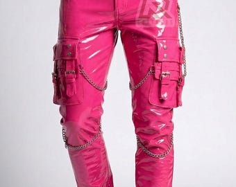 Unisex PVC Vinyl Cargohose mit Ketten - Cyberpunk Streetwear Hose - Glanzige Wet Look Gothic Hose - Festival Rave Wear - Pinke Hose