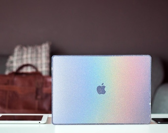 Etui Light Ghost z białymi kryształami Swarovskiego na MacBooka, luksusowe etui, najlepszy prezent na Boże Narodzenie lub urodziny, najładniejsze i niepowtarzalne etui.