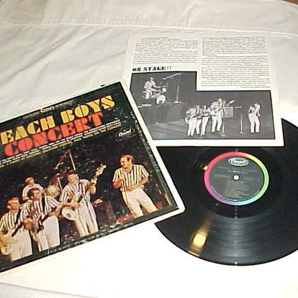 The Beach Boys - 33 LP Vinyl Record - Concert