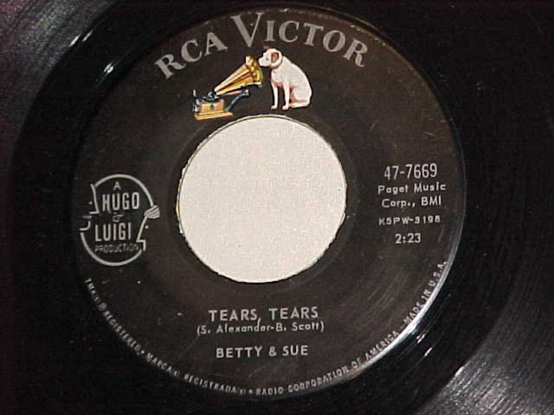 Betty & Sue 45 Vinyl Record Tears Tears / A Hoot An' Etsy