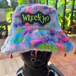Sombrero de pescador peludo inspirado en Wreckno para festivales