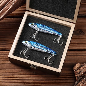 Angeln Buddy Geschenk, kundenspezifische Metallfischhaken-Set, personalisierte bionische Fischform Metallangelköder-Set, personalisiertes Angeln, Geschenk für Vater