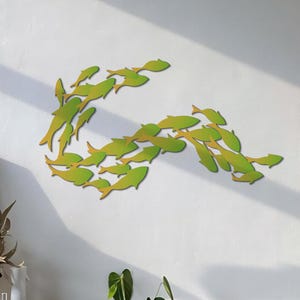 Colorful Metal Fish Wall Art – Coastal Ocean School of Fish Décor for Porch, Patio, or Bathroom – Nautical Wall Hanging Outdoor Indoor